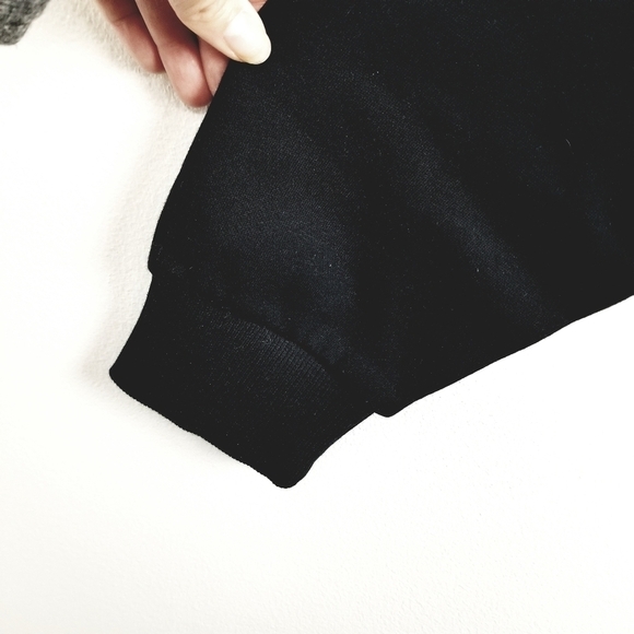 Under Armour Black Hooded Sweatshirt NWT, size XL - Picture 6 of 8